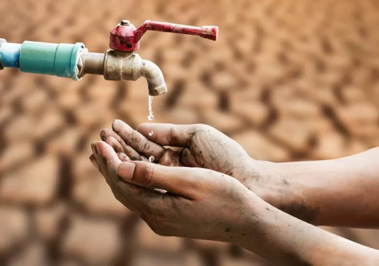 Кризисы в сфере базовых услуг в мусульманских странах